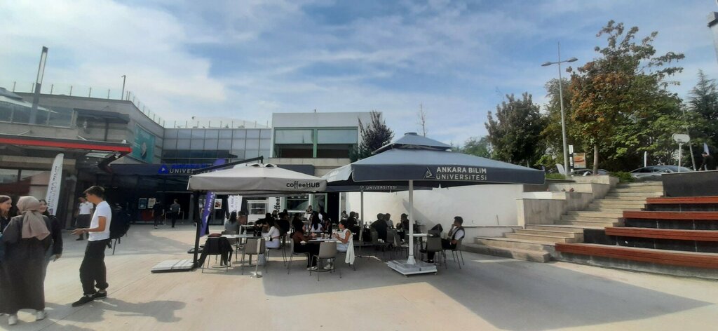 CoffeeHub servis alanı